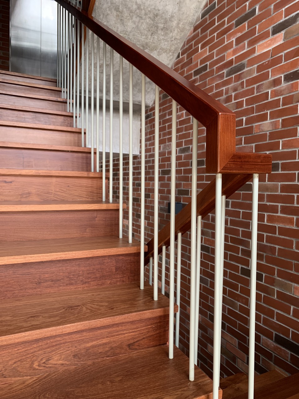 Kích thước cầu thang tiêu chuẩn mới nhất hiện nay